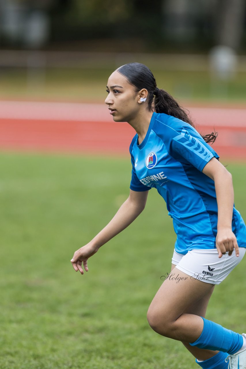 Bild 364 - wBJ VfL Pinneberg - Germania Schnelsen : Ergebnis: 15:1